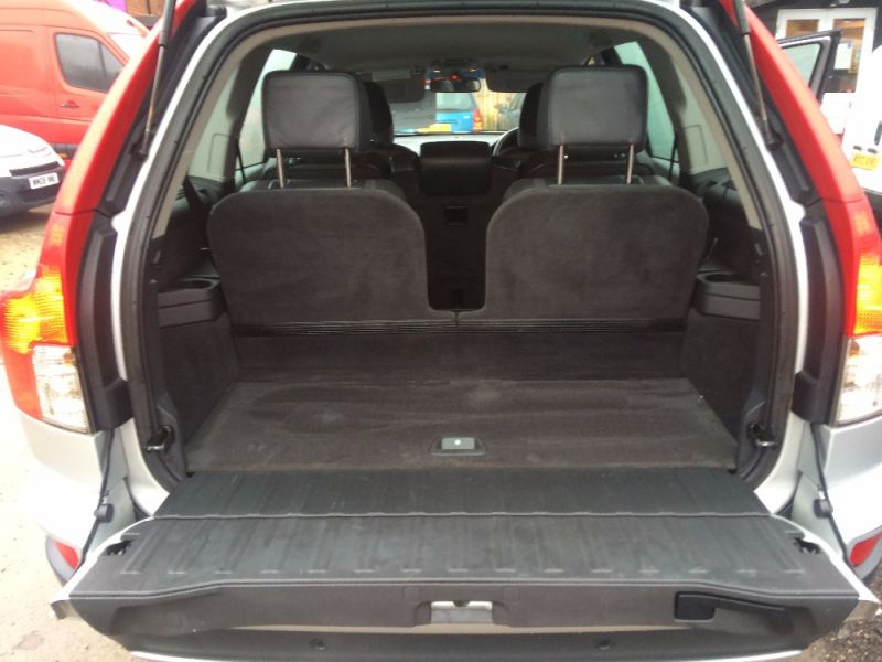 2006 Volvo XC90 S image 9
