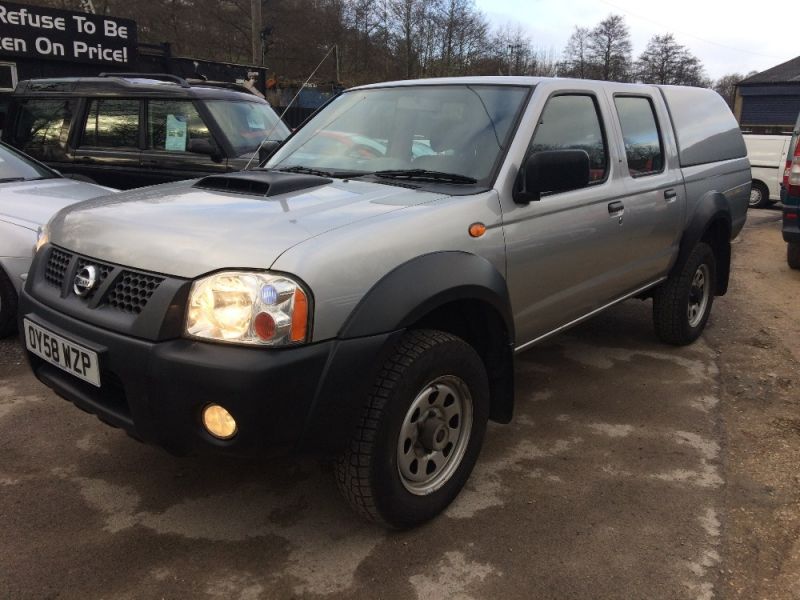 Nissan NP300 Double Cab 4X4 image 1
