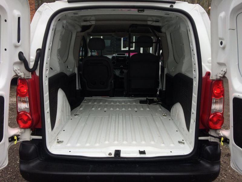 2011 Peugeot Partner 1.6 HDI image 8