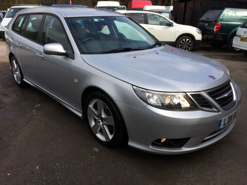 2011 Saab 9-3 1.9 image 2