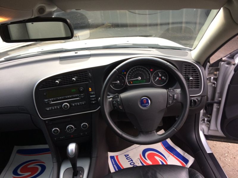 2011 Saab 9-3 1.9 image 9