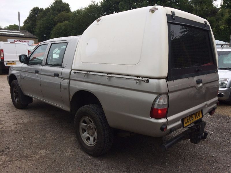 2006 Mitsubishi L200 image 4
