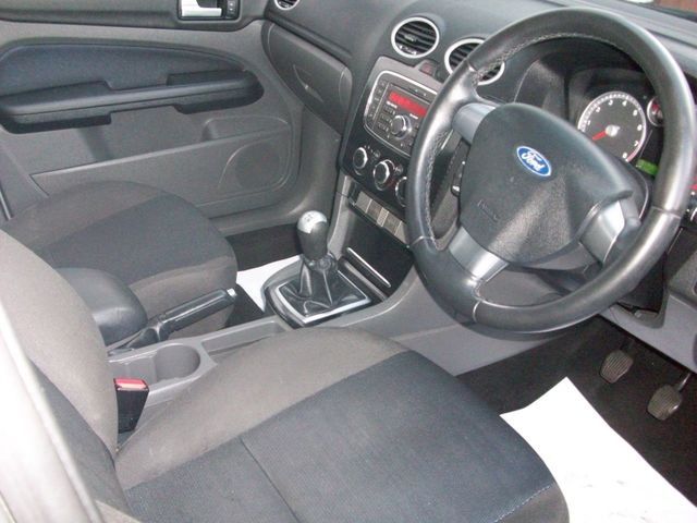 2007 Ford Focus 1.6 5dr image 3