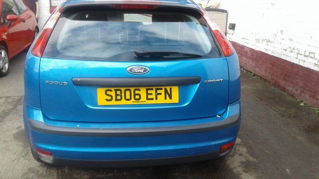 2006 Ford Focus 1.6 Sport 5dr image 2