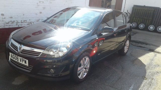 2008 Vauxhall Astra 1.6 SXI 5d image 1