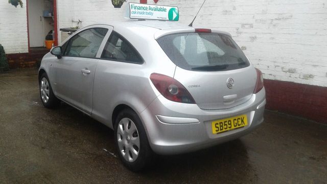 2009 Vauxhall Corsa 1.2 16V 3d image 2