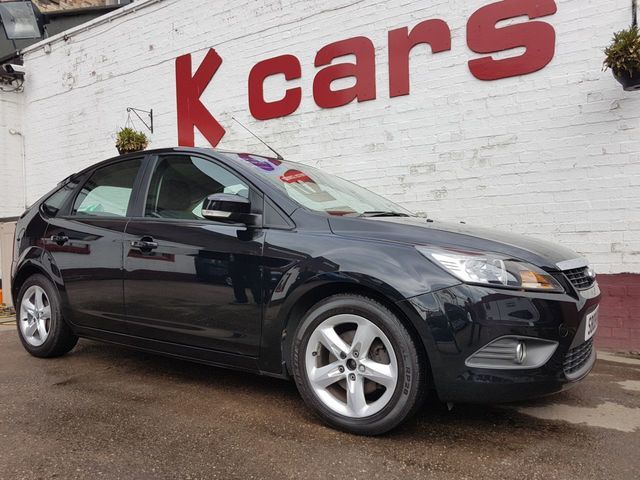 2009 Ford Focus 1.6 Zetec 5d image 1