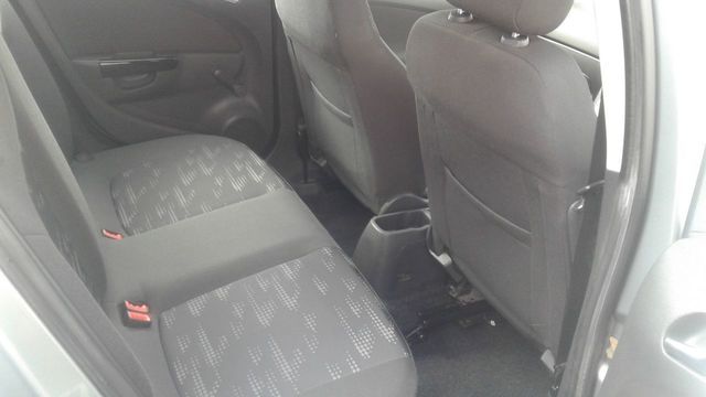 2011 Vauxhall Corsa 1.2 5d image 4