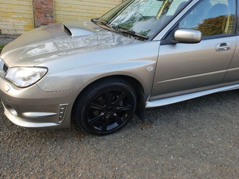 2007 Subaru Impreza 2.5 WRX 4dr image 5