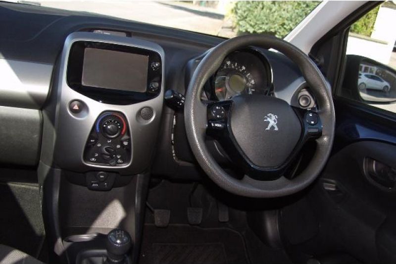 2015 Peugeot 108 1.0 image 6