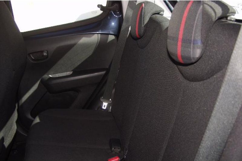 2015 Peugeot 108 1.0 image 7