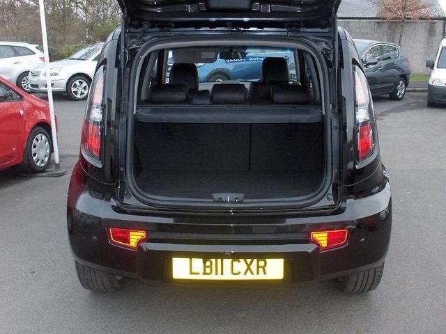 2011 Kia Soul 1.6 ECHO 5d image 5
