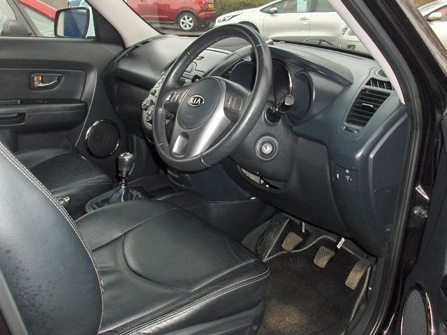 2011 Kia Soul 1.6 ECHO 5d image 8