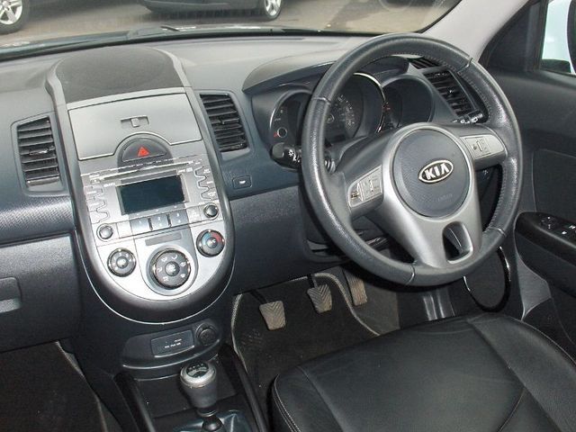 2011 Kia Soul 1.6 ECHO 5d image 9