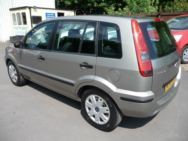 2004 Ford Fusion 1.4 2 5dr image 4