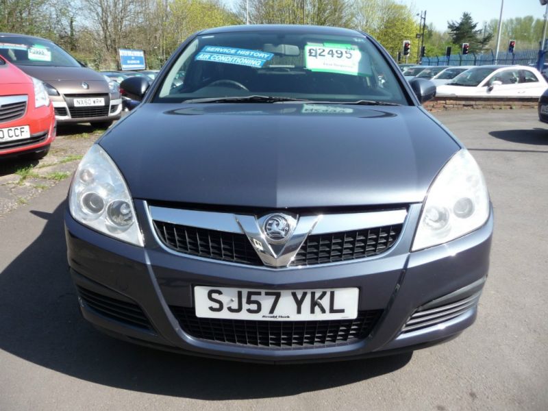 2007 Vauxhall Vectra 1.8i VVT 5dr image 2