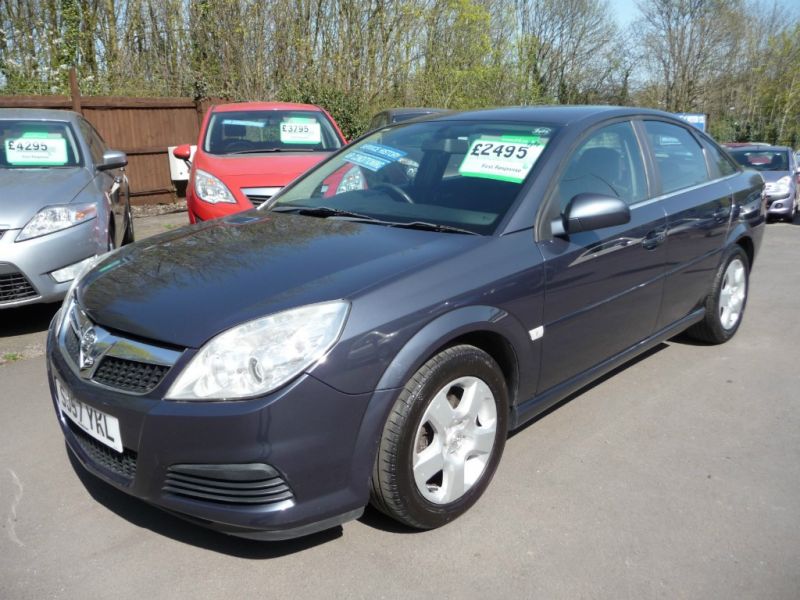 2007 Vauxhall Vectra 1.8i VVT 5dr image 3
