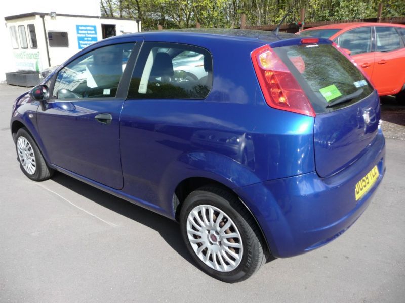 2009 Fiat Punto 1.4 8v 3dr image 4