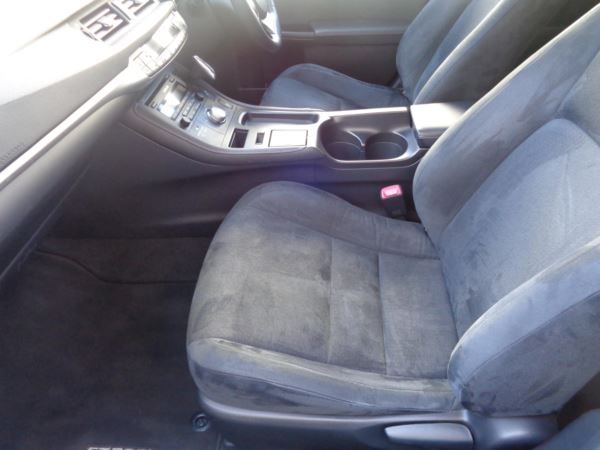 2011 Lexus CT 200h 1.8 SE-I 5dr image 8