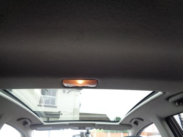 2012 Honda Jazz 1.4 i-VTEC EX 5dr image 8