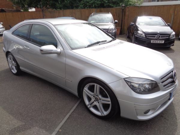 2010 Mercedes-Benz CLC 220 CDI Sport 3dr image 1
