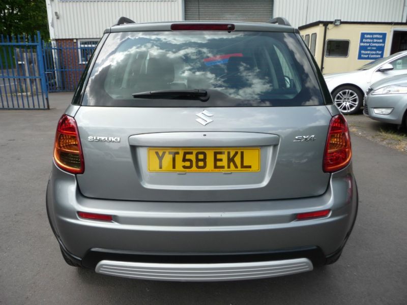 2008 Suzuki SX4 1.6 GLX 5d image 5