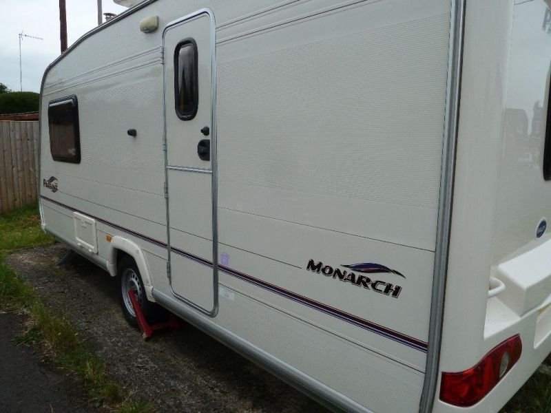 2005 Bailey Pageant Monarch image 4