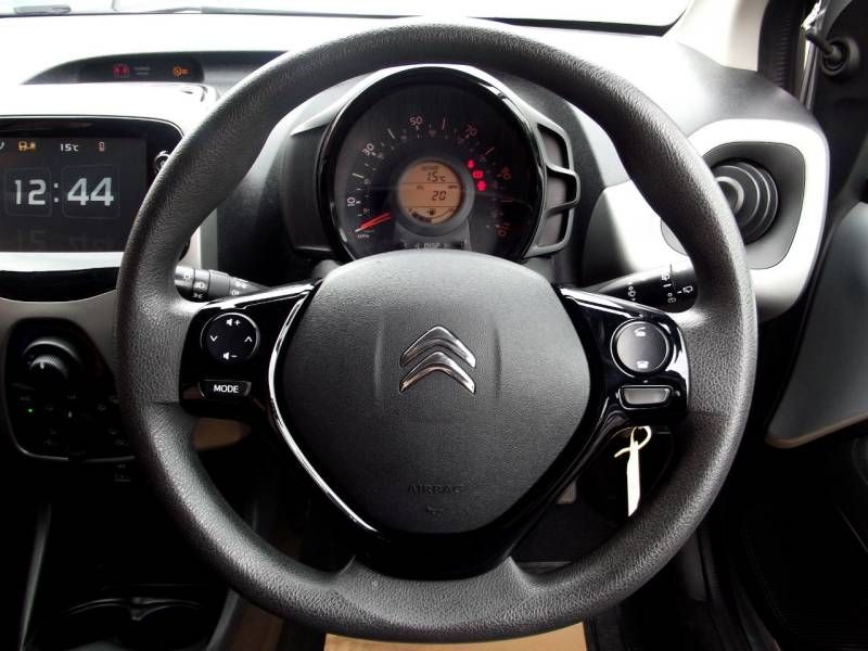 Citroen C1 1.0 VTi 5dr image 9