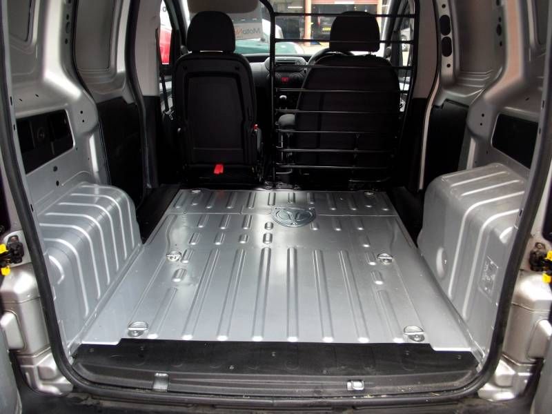 2015 Citroen Nemo 1.3 HDi image 8