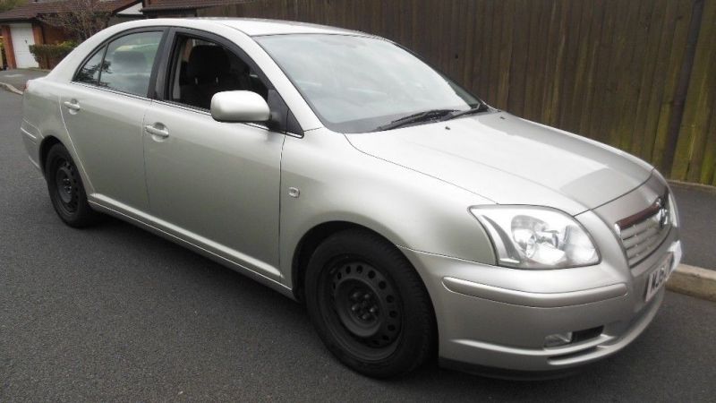 2003 Toyota Avensis 1.8 image 2