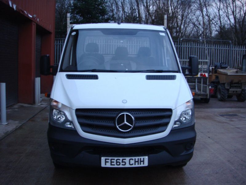 2015 Mercedes Drop Side Truck 313 Sprinter Cdi image 2