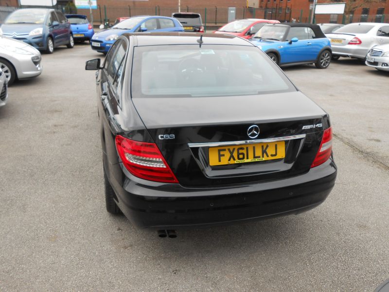 2011 Mercedes-Benz 1.8 C180 4dr image 3