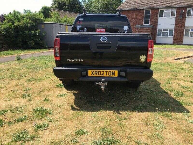 2010 Nissan Navara image 3