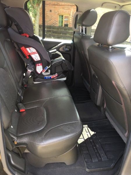 2010 Nissan Navara image 6