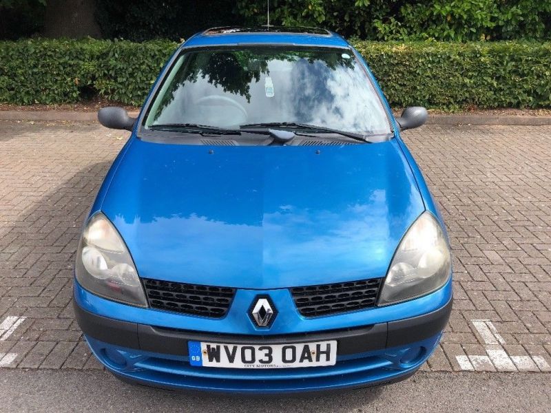 2003 Renault Clio 1.2 image 2