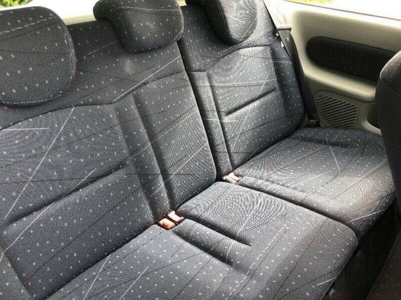 2003 Renault Clio 1.2 image 9