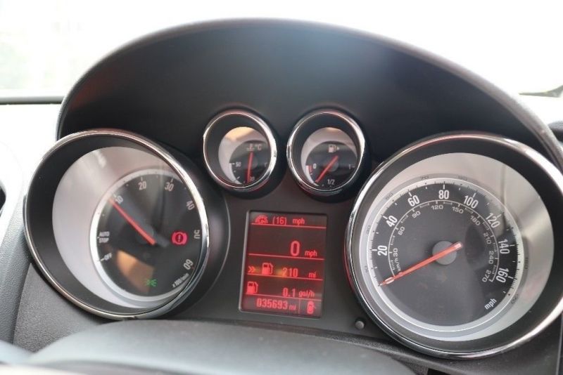 2014 Vauxhall Astra 1.6 image 3