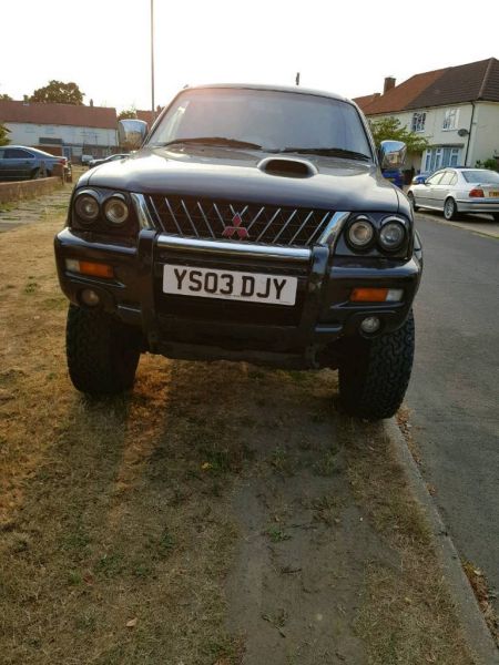 2003 Mitsubishi l200 image 1