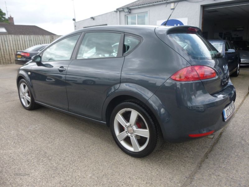 2007 Seat Leon 1.6 S 5dr image 3