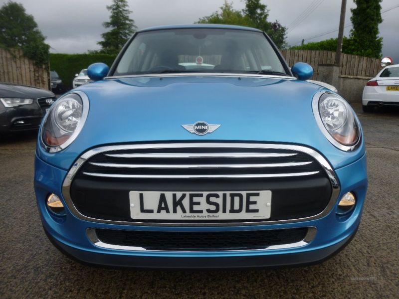 2014 MINI Hatch 1.5 One D 3dr image 5
