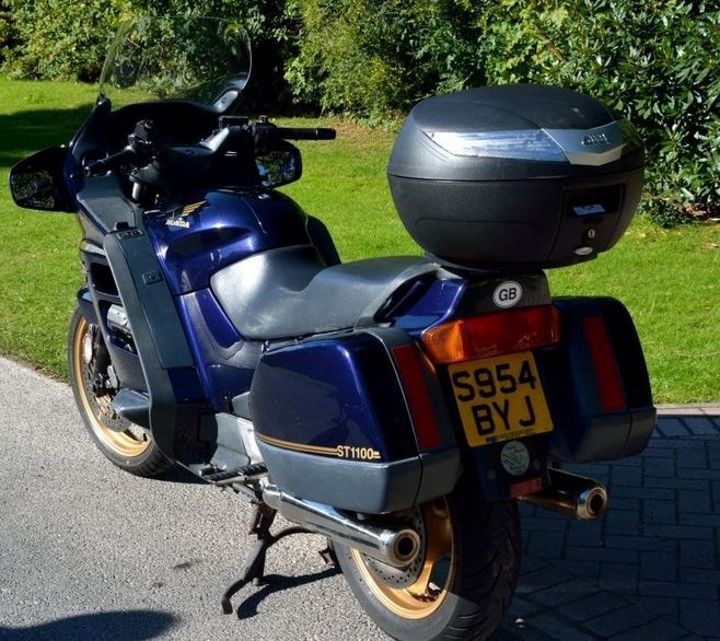 Honda ST 1100 Pan European image 3
