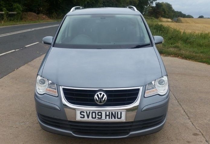 2009 VW Touran 1.9 TDI SE image 1