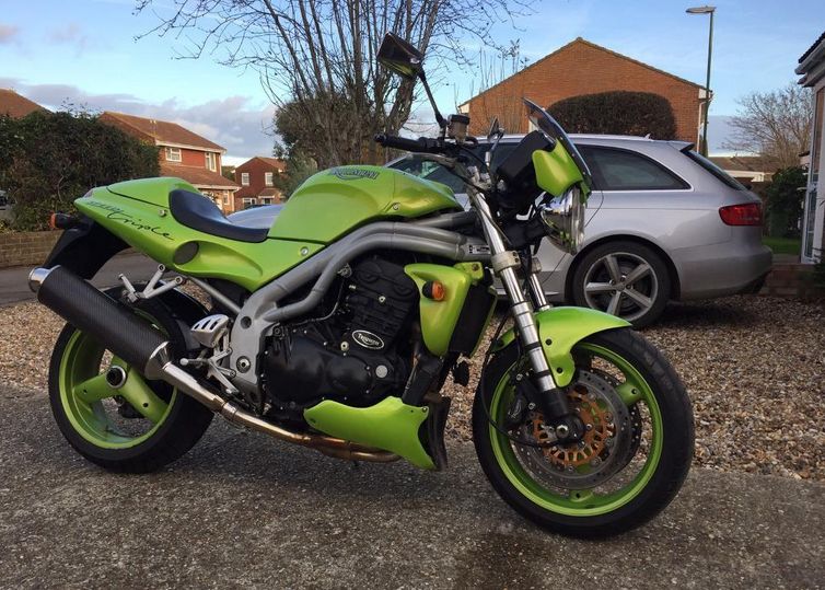 1999 Triumph 955i image 1