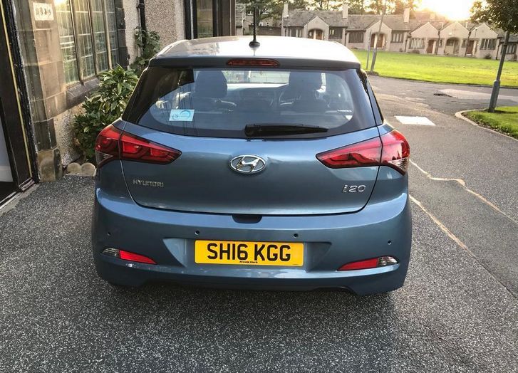 2016 Hyundai i20 image 4