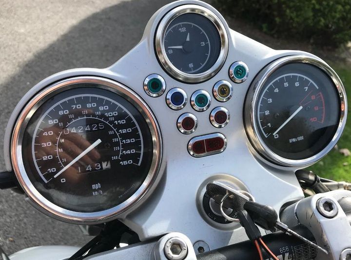 2003 BMW R1150R image 2