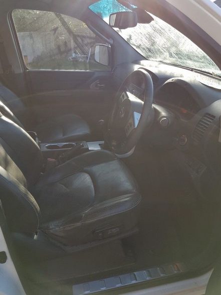2013 Nissan Navara Tekna D/Cab DCi 190 image 5