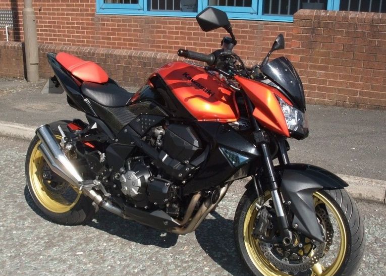 Kawasaki Z1000 image 2