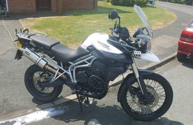 Triumph Tiger 800xc image 1