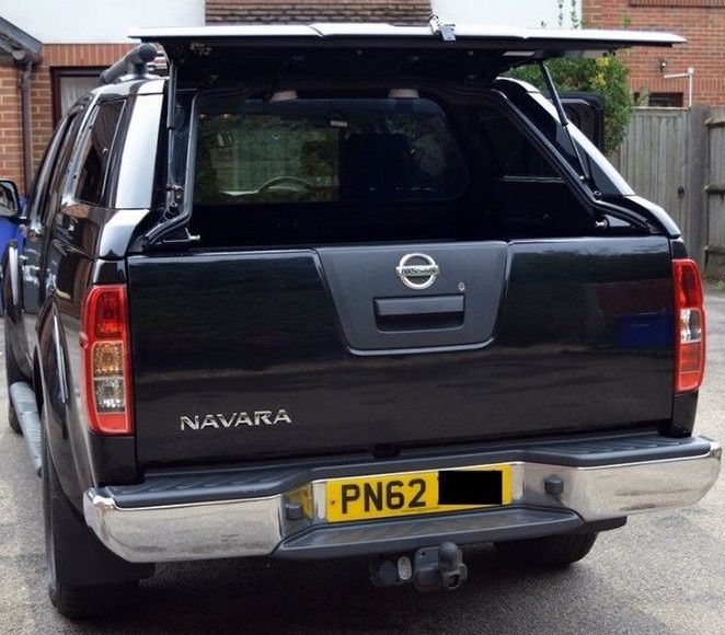 2012 Nissan Navara image 4