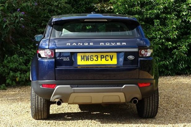 Land Rover Range Rover Evoque 2.2 SD4 (190hp) Pure TECH image 6